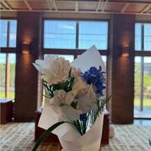 アマンダンテラス（ＡＭＡＮＤＡＮ　ＴＥＲＲＡＣＥ）の写真｜帰りの装花