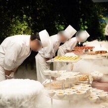 京都　北山モノリス（ＫＹＯＴＯ　ＫＩＴＡＹＡＭＡ　ＭＯＮＯＬＩＴＨ）の画像｜ケーキバイキング演出