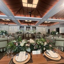 ヴァンレーヴ大分フォレストテラスの写真｜披露宴会場