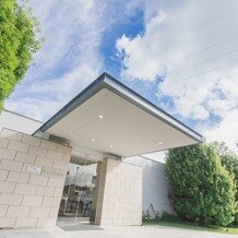 ブランレヴュー宇都宮アクアテラスの写真｜白い外観がとても綺麗！