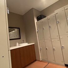 IRIS WATER TERRACE AYAMEIKEの画像｜女性更衣室和装着付けスペース、洗面台