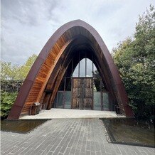 IRIS WATER TERRACE AYAMEIKEの画像｜挙式会場の外観