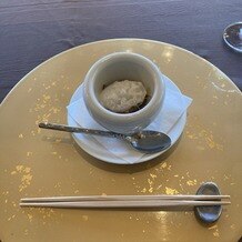 THE HILLTOP TERRACE NARA（ザ・ヒルトップテラス奈良）の写真｜【〆の1品】三輪素麺の味噌ラーメン風。器が特殊でスープがすくいにくかったです。味は美味しかったです。