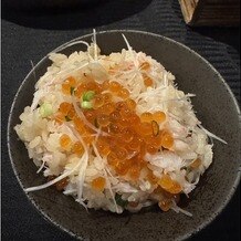 グローヴ ウィズ アクア スタイルの写真｜この会場が一番に推してる料理釜飯です。
おかわり自由。季節によって変わるそうです。