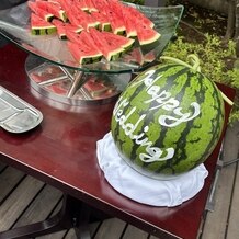 THE CHELSEA COURT（ザ・チェルシーコート）の写真｜ウエディングケーキの代わりにスイカ！
