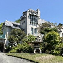 神戸迎賓館 旧西尾邸 （兵庫県指定重要有形文化財）の画像｜神戸の街並みによく似合う厳かな雰囲気の披露宴会場の外観