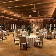 PARK WESTON　HOTEL&amp;amp;WEDDING（パークウエストン　ホテル&amp;amp;ウエディング）の写真｜1番広い宴会場を選択しました。