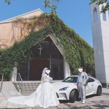 御殿場高原ホテル　時之栖の写真｜チャペル前で車と写真を撮らせていただきました。