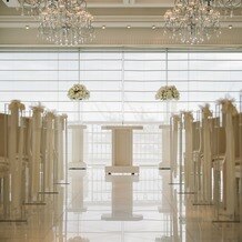 ホテル ラ・スイート神戸ハーバーランド　（ＨＯＴＥＬ　ＬＡ　ＳＵＩＴＥ　ＫＯＢＥ　ＨＡＲＢＯＲＬＡＮＤ）の画像｜挙式会場　海がみえる