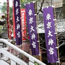 東京大神宮／東京大神宮マツヤサロンの画像｜外の階段