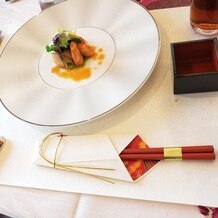 東京大神宮／東京大神宮マツヤサロンの画像｜洋食
帆立貝と赤海老のサラダ仕立て
