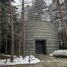 ＡＮＥＬＬＩ　軽井沢（アネーリ　軽井沢）の写真｜外観(冬)