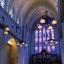 ノートルダム宇部 Notre Dame UBEの写真｜圧巻のスタンドガラス