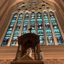 アンジェリカ・ノートルダム ANGELICA Notre Dameの画像｜ステンドグラスがとっても美しいです。
