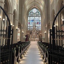 ノートルダム　マリノア　Ｎｏｔｒｅ　Ｄａｍｅ　ＭＡＲＩＮＯＡの写真｜大迫力のチャペル。バージンロードはオプション