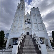 ノートルダム　マリノア　Ｎｏｔｒｅ　Ｄａｍｅ　ＭＡＲＩＮＯＡの画像｜憧れの階段にてフラワーシャワー