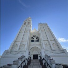 ノートルダム　マリノア　Ｎｏｔｒｅ　Ｄａｍｅ　ＭＡＲＩＮＯＡの画像｜大聖堂から出て降りる階段