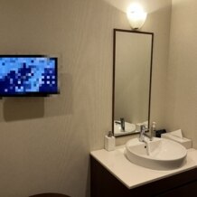 ノートルダム広島 Notre Dame HIROSHIMAの画像｜挙式会場横授乳室の洗面台