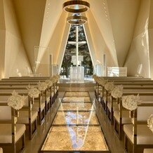 軽井沢プリンスホテル　フォレスターナ軽井沢の画像｜風の教会。白を基調としており優しい雰囲気が出ます。