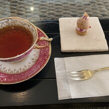 CREARGE RESORT（クレアージュ リゾート）の画像｜紅茶とプチケーキ