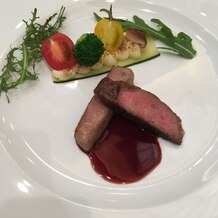 神戸メリケンパークオリエンタルホテルの画像｜きゅうりをお皿に見立てるのが斬新でおしゃれでした。お肉も2種類で楽しめました
