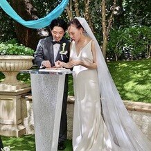赤坂 アプローズスクエア迎賓館の写真｜結婚証明書に毛玉を貼ってます