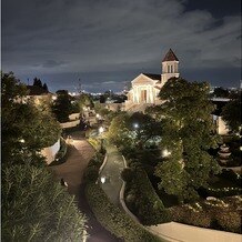 アートグレイス ウエディングコースト 大阪の写真｜夜の挙式会場
ライトアップされていて、綺麗でした。
