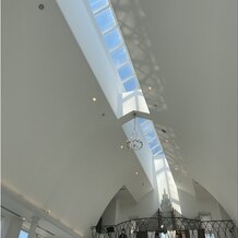 アートグレイス　ウエディングコースト　東京ベイの画像｜チャペルの天井