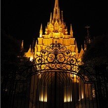 セントグレース大聖堂の画像｜外観(夜)