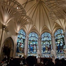 セントグレース大聖堂の画像｜天井も高く、高級感あふれる