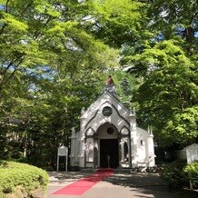 旧軽井沢礼拝堂 旧軽井沢ホテル音羽ノ森の画像｜チャペル外観