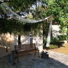 ウエディングヒル　パティ・パトニの写真｜中庭