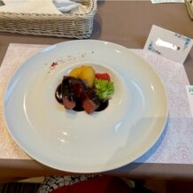 エル・ブライトハウスの写真｜試食したお肉料理