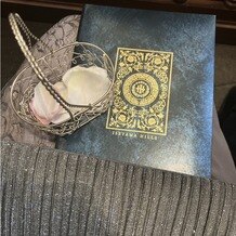伊勢山ヒルズの画像｜フラワーシャワーと聖歌の本