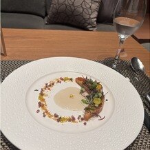 The Opera（オペラ）の写真｜サーモンのお料理です。