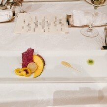アルモニーアンブラッセ ウエディングホテルの画像｜野菜ソムリエのお勧めの野菜
パプリカがみずみずしく、お芋はとても甘かったです。