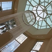 東京ベイ舞浜ホテルの画像｜天井が高く開放的！