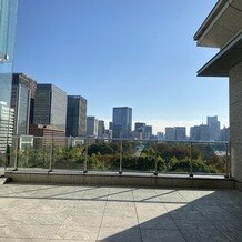 パレスホテル東京（PALACE HOTEL TOKYO）の画像｜フラワーシャワーのテラス
