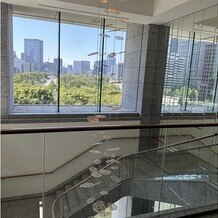 パレスホテル東京（PALACE HOTEL TOKYO）の画像｜挙式会場前階段