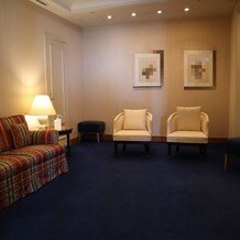 ホテルニューグランドの画像｜挙式前の控室です　新郎新婦と新婦両親のみ入ります