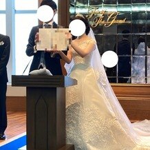 ホテルニューグランドの画像｜ニューグランドオリジナルの結婚証明書は綺麗なペールブルー