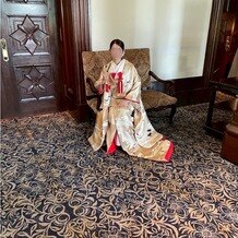 ホテルニューグランドの写真｜持ち込み衣装です
ロビーの雰囲気は和装もぴったりでした