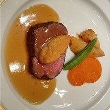 西鉄グランドホテルの画像｜特選牛フィレ肉のロティ　フォアグラムース風味