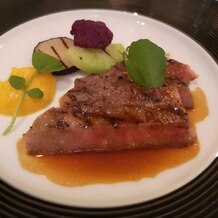 仙台ロイヤルパークホテルの画像｜ステーキ。脂がのりすぎず祖父も安心して食べられると感じました。