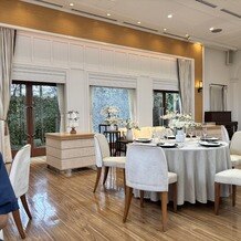 アニヴェルセル 立川の画像｜新郎新婦の背面素敵