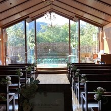 ＶＩＬＬＡＳ　ＤＥＳ　ＭＡＲＩＡＧＥＳ　軽井澤（ヴィラ・デ・マリアージュ　軽井澤）の画像｜チャペル