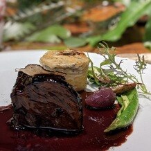 貝殻亭の画像｜「和牛頬肉の赤ワイン煮込み　サツマイモとトリュフのグラタンドフィネ風」