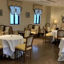 ア・ラ・モード パレ＆ザ・リゾートの画像｜参列者の待合室