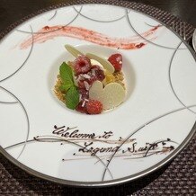 ラグナスイート名古屋　ホテル＆ウエディングの画像｜デザートの試食