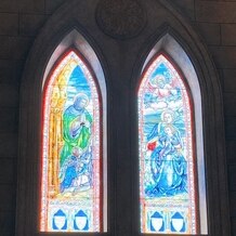 ベルヴィギャザホール・ハウス オブ ザ マカロンの画像｜ステンドグラスが綺麗